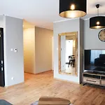 Apartman Flat 10 In The Old Town, 2 Bedrooms, Underground Parking *