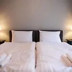 Flat 10 In The Old Town, 2 Bedrooms, Underground Parking シュチェチン