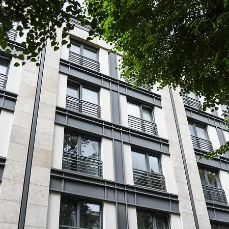 Flat 10 In The Old Town, 2 Bedrooms, Underground Parking Appartement