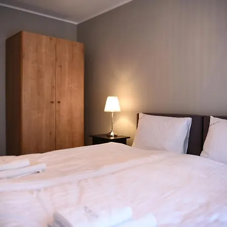 Flat 10 In The Old Town, 2 Bedrooms, Underground Parking *