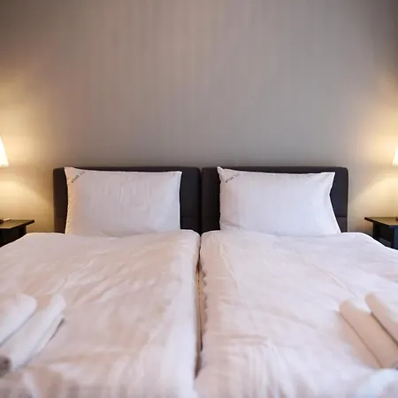 Flat 10 In The Old Town, 2 Bedrooms, Underground Parking シュチェチン