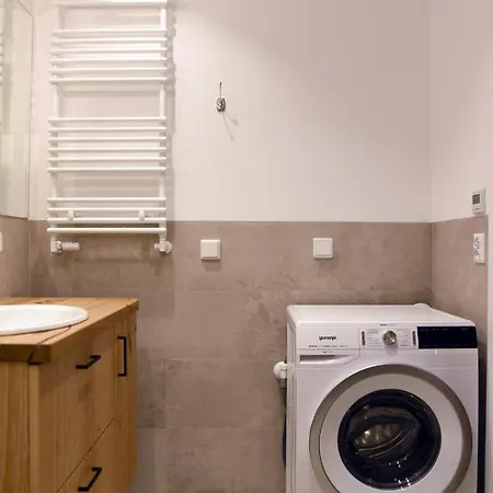 Flat 10 In The Old Town, 2 Bedrooms, Underground Parking アパート *