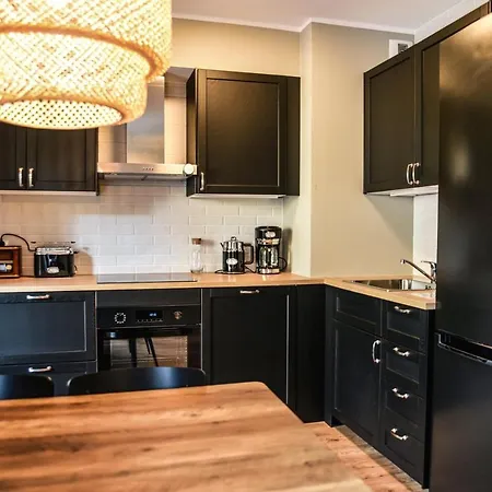 아파트 Flat 10 In The Old Town, 2 Bedrooms, Underground Parking 슈체친