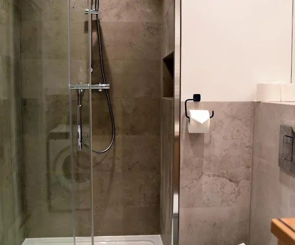 アパート Flat 10 In The Old Town, 2 Bedrooms, Underground Parking