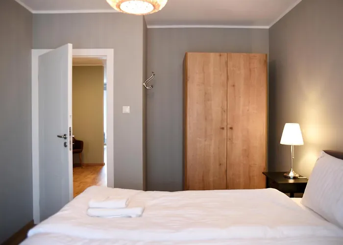 Flat 10 In The Old Town, 2 Bedrooms, Underground Parking シュチェチン